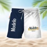 Modelo Basic Swim Trunks