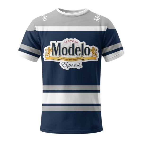 Modelo Basic T-Shirt