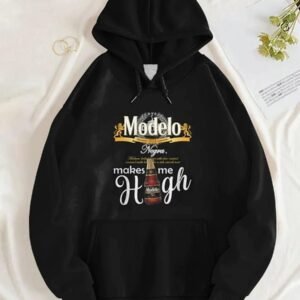 Modelo Negra Makes Me High Black Hoodie